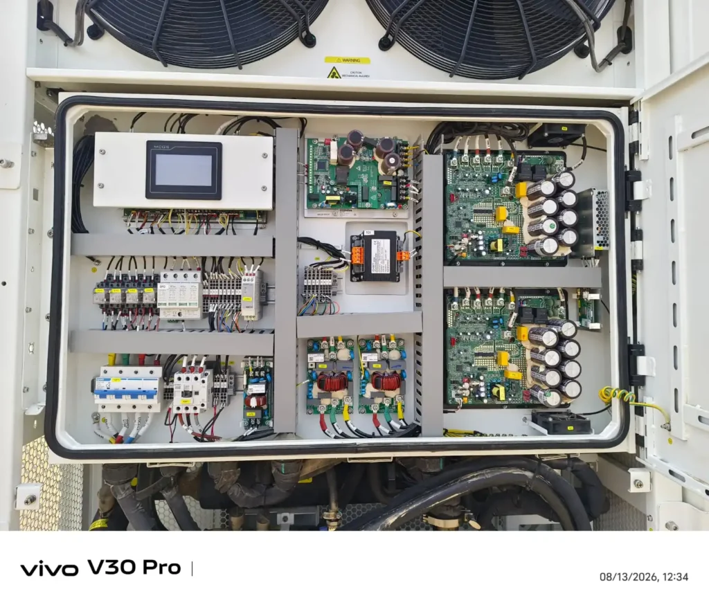 Internal electrical circuitry and contactors of BESS cooling system